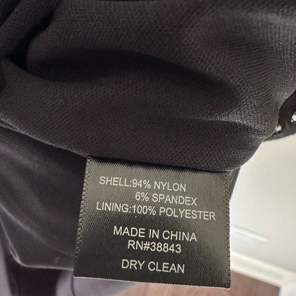 NWT Sam Edelman LACE Sleeveless Midi Dress
BLACK, Size 6 - Picture 13 of 14